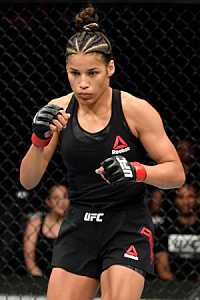 Julianna Pena